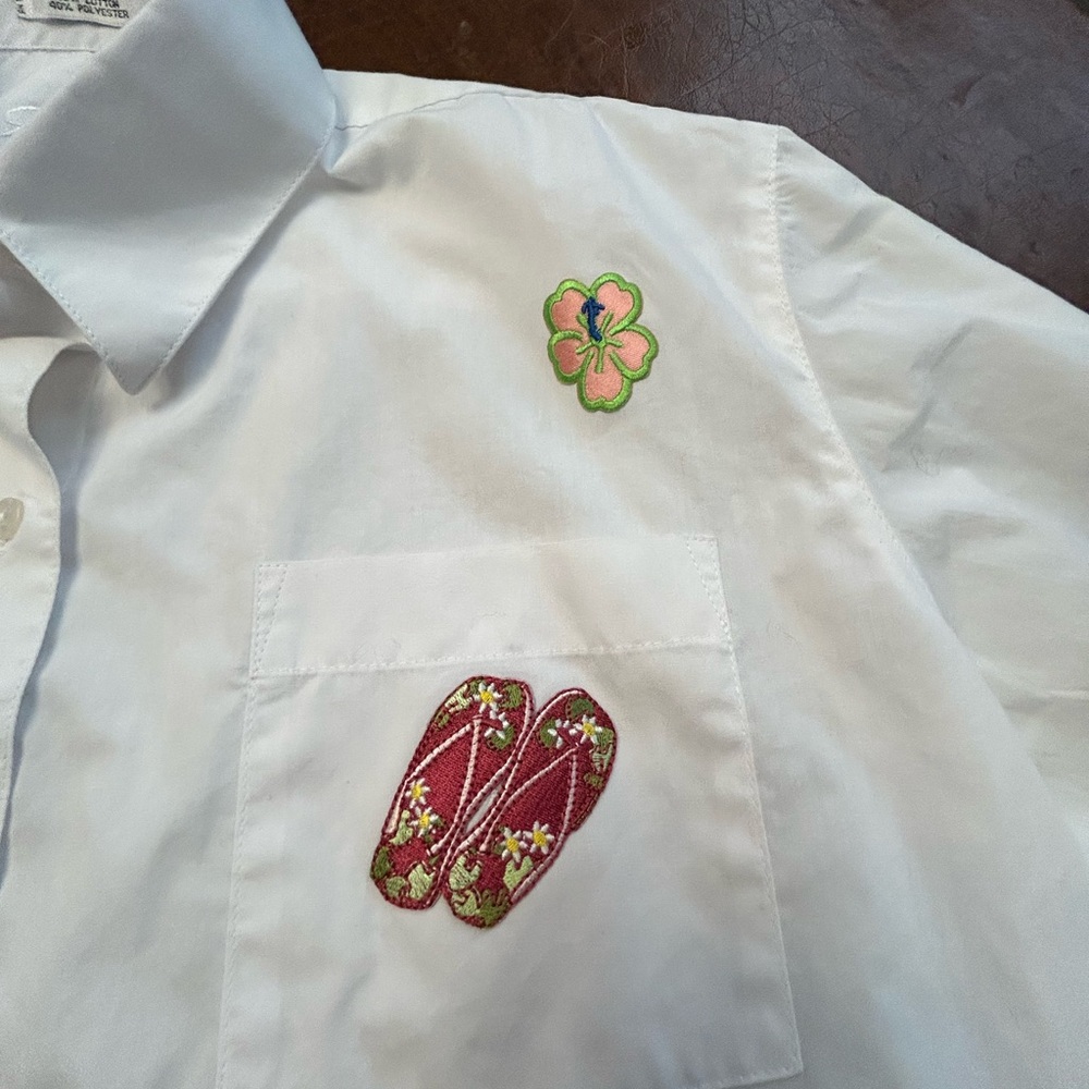 Infinity Raine White Button-Up Shirt with Multicolor Embroidered Accents 1X EUC - Picture 6 of 11
